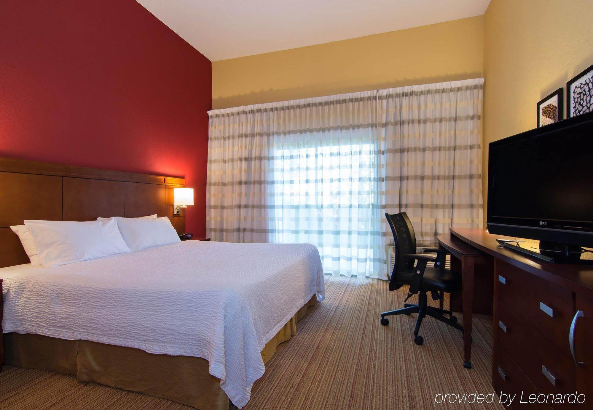 Courtyard By Marriott Charlotte Norman Huntersville