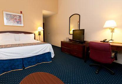 Hotel Courtyard By Marriott Charlotte Norman Huntersville