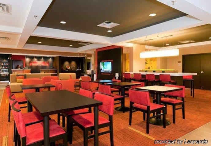 Hotel Courtyard By Marriott Charlotte Norman Huntersville